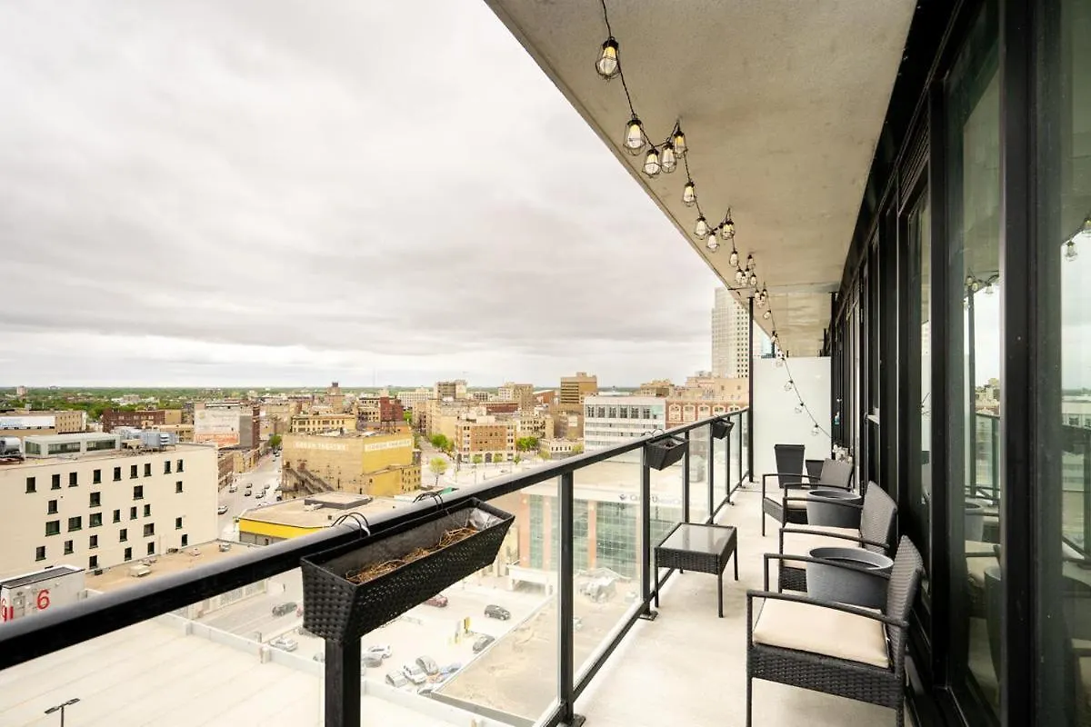 Glasshouse Skylofts By Nesthost Apartment Winnipeg 0*,  Canada