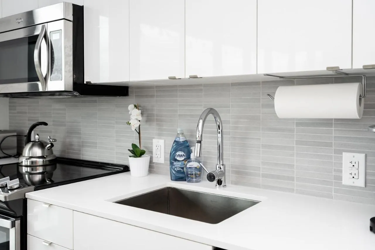 Glasshouse Skylofts By Nesthost Apartment Winnipeg